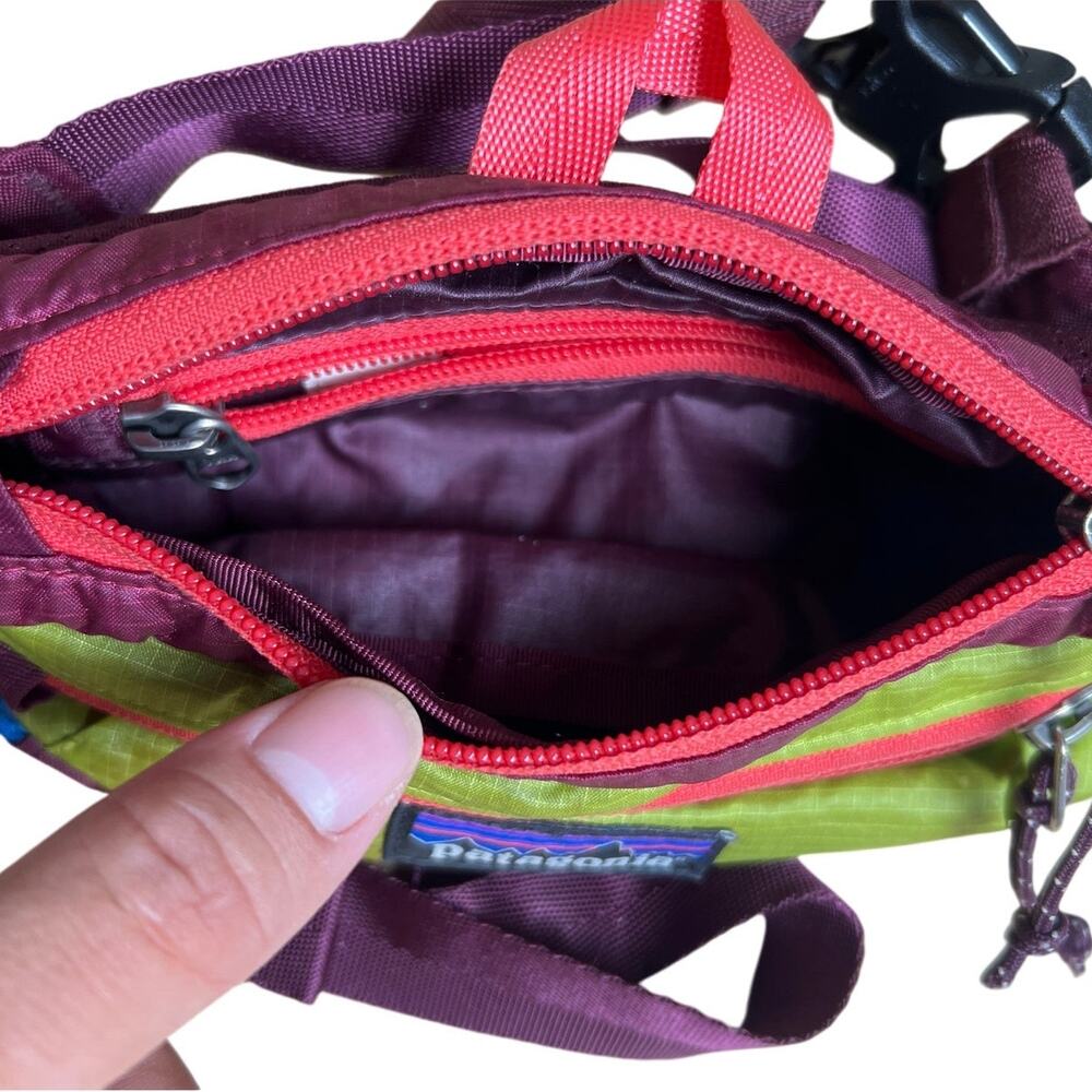 Patagonia Lightweight Mini Hip Pack Fanny 1L Patchwork Peppergrass - Picture 4 of 7